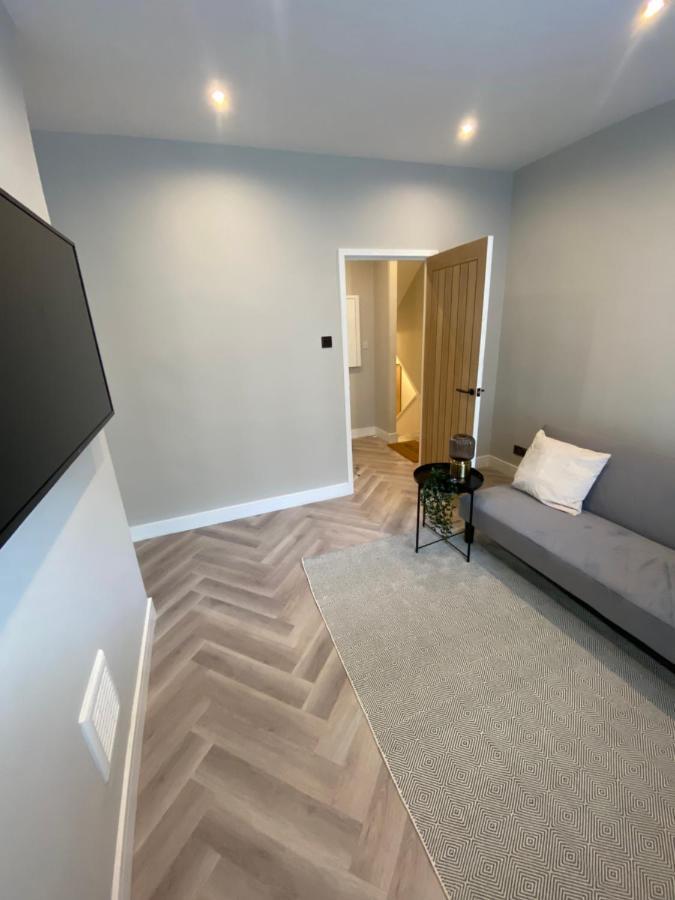 Luxury 2 Bed 1 Bath In Central London By Graceful Apartments المظهر الخارجي الصورة